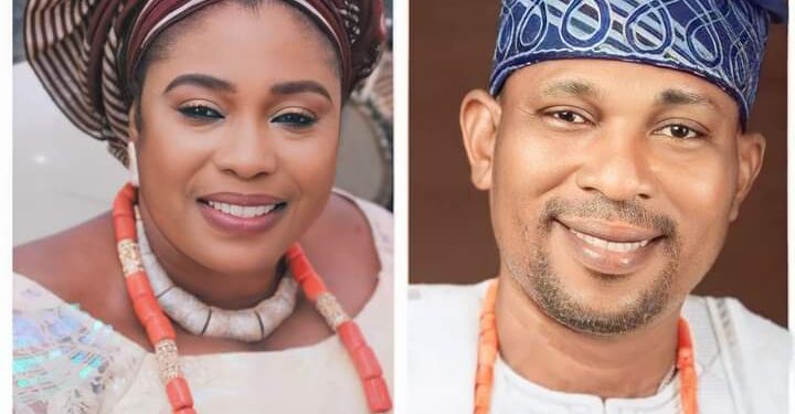 ROYAL BIRTHDAY GREETINGS TO THE ROYAL UMBRELLA -OYO LAWMAKER COMFORTER