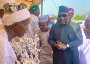 PHOTOS: Oyo Deputy Gov attends Tede Chief Imam’s fidau prayer