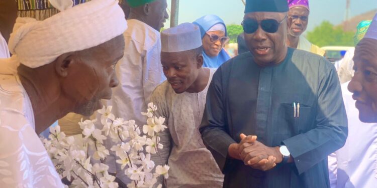 PHOTOS: Oyo Deputy Gov attends Tede Chief Imam’s fidau prayer