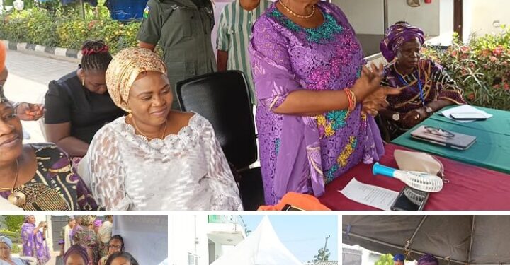 YULETIDE: Wife of Oyo Deputy Gov, Ajibola doles out food items, other materials to over 150 widows and less privilege