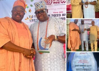 PHOTOS: Senator Sarafadeen Alli Presents Chief Benedict Akika with Pacesetter Humanitarian Personality of the Year Award