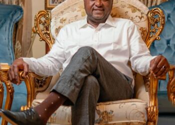 New Year: Open Salawu gives N5,000 each to over 1000 household in Ogbomoso zone