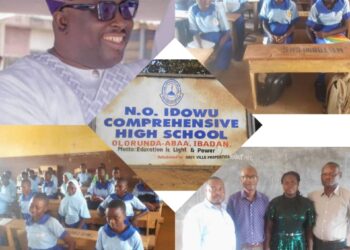 Again: Agbaakin Olorundaaba, Chief Benedict Akika Donates Arrays of Tables and Chairs to Enhance Learning at N.O Idowu Comprehensive High School, Olorundaaba