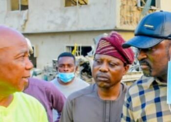 PHOTO NEWS : Oseni visits scene of Ibadan explosion