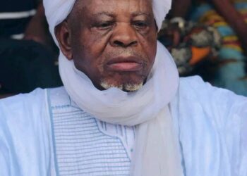 Explosion: Grand Imam of Oyo State, Sheikh Agbotomokekere commiserates with victims, commends Makinde for his swift response