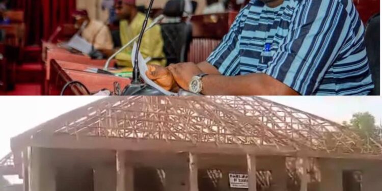 Wild Jubilation as Oyo majority leader gifts NUT N1.5m for roofing of Secretariat in Ogbomoso South