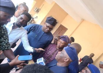 Boundary Dispute: Oyo East Chair, Arowosaye, Commends Govt Over Reopening Of 23 Schools •Says It’s a Victory For Education