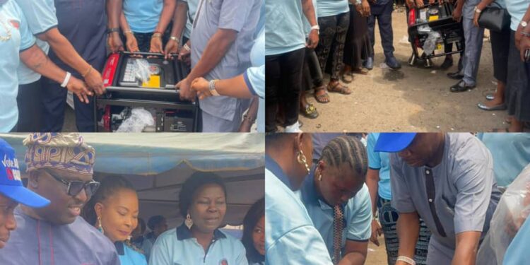 PHOTO/VIDEO: AgbaAkin-Mayegun Akika Donates Generator To Nigerian Beauticians/Hairdressers Association Oyo State