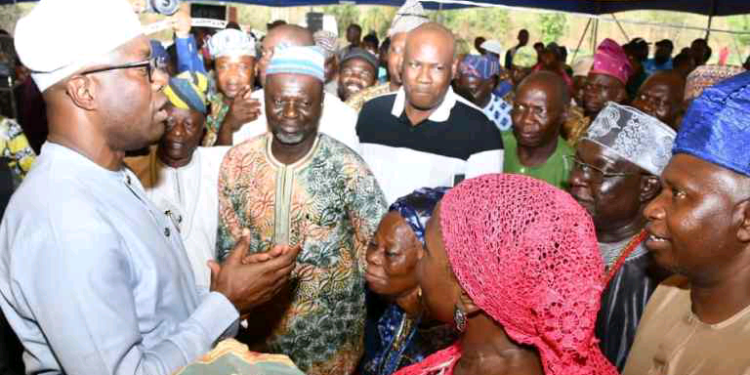 Makinde meets agric stakeholders, declares measures to address rising food prices in Oyo