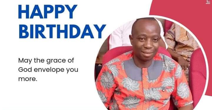 Naija24hrs publisher felicitate Goalporcher Segun Kehinde on his Birthday