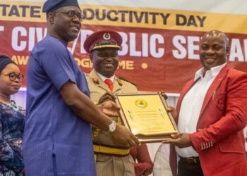 It’s a well Deserved: Mogaji Dr Akin Fagbemi Congratulates Makinde Over ‘Governor Of The Year’ Award
