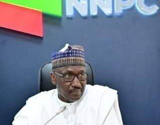 FG spending N17.72 billion daily on petrol subsidy