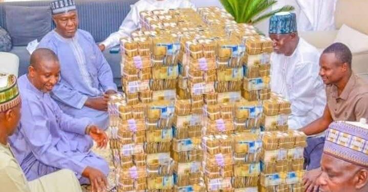 Ramadan: APC Deputy National Chairman Distributes ₦100 Million Cash