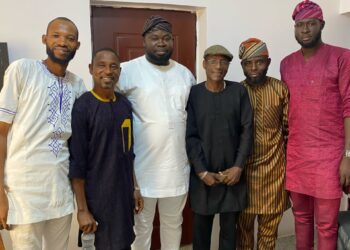 Oyo Lawmaker, Modiu Opeyemi Akande, Extends Financial Support to Councillorship Candidates in Ibadan South East Constituency 1