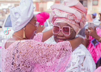 Makinde’s Commissioner felicitates Mrs Sogbesan (Iya Mukeso)