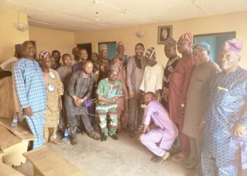 PDP Ogo-Oluwa LG. Leaders Congratulate OTOPE on Parakoyi of Ajia Chieftaincy Title