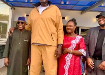 PHOTOS: Oyo Deputy Gov receives Ibadan-born Tallest Basketball player
