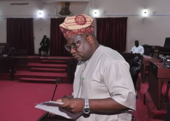 Fraud: Oyo lawmaker, Sanjo Adedoyin asks Makinde to regulate Estate Agents activities