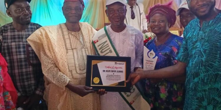 NUT Honors GLORIOUS, Endorses Him for Ona Ara Local Government Chairman