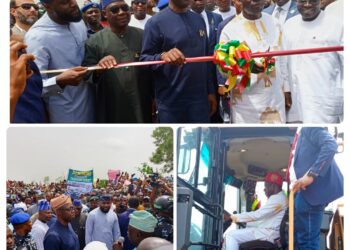 Seyi Makinde is An Uncommon Leader’ Says Soludo As Gov Makinde Gifts Free Shops To 700 Traders