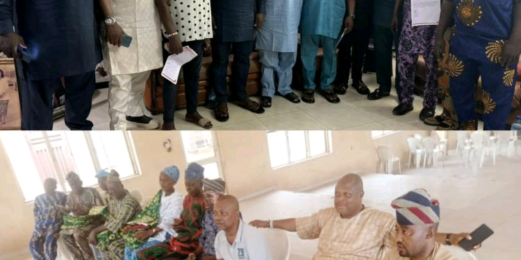 PHOTOS: Egbeda PDP Campaign Committee Unveils Plans For Mega Flag-Off On Sunday As Hon Simple Donates N500, 000