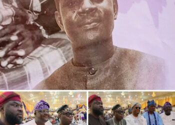 PHOTOS: When Sen Soji Akanbi,Double T, Hon Fijabi Saheed,Jelil Adanla, others joined Saheed Adetunbi at father’s Fidau Prayers