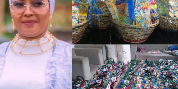 Easter/Ramadan Package: Oyo Commissioner, Toyin Balogun Puts Smiles on Faces of the Vulnerable and Leaders in Her LG*