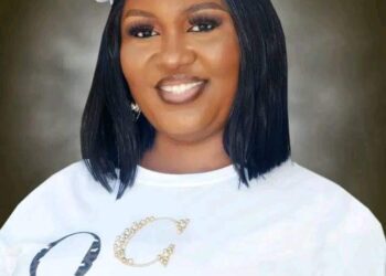 Birthday Anniversary:  You’re Virtuous Woman, My Treasure–Akeem Olatunji Showers Encomium On Wife