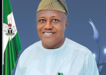 Dr. Nureni Aderemi Adeniran: A Trustworthy Leader with Extensive Political Experience and a Commitment to Public Service  – Engr Kehinde Arowosegbe