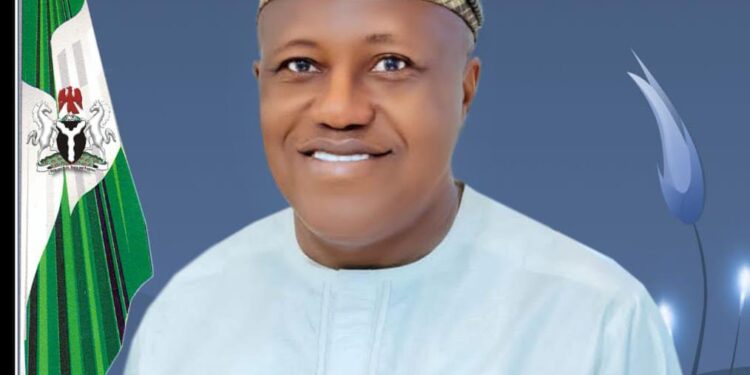 Dr. Nureni Aderemi Adeniran: A Trustworthy Leader with Extensive Political Experience and a Commitment to Public Service  – Engr Kehinde Arowosegbe