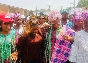 LG Poll: Hon Toyin Balogun, Comforter Olajide and Hon Tunde Olaniyan host Her Excellency Ajibike Lawal,IBNLG Chairmanship & Vice candidates (videos)