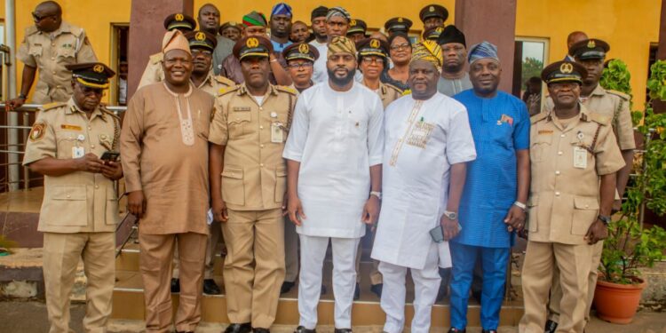 Oyo Assembly Speaker, Ogundoyin Leads Committee On Security To NSCDC, Immigration Headquarters*