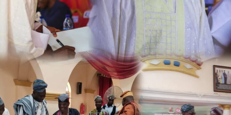 Oyo PDP Scribe, Adeleke, Arole Iba, Odidi Omo, Traditional Rulers, Party Leaders, Dignitaries Gather for Elétù Inaugural Reception