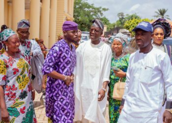 Kujore Shamsudeen Ajibola Congratulates Hon Kehinde Akande on his re-election and commencement of his Second Term in office