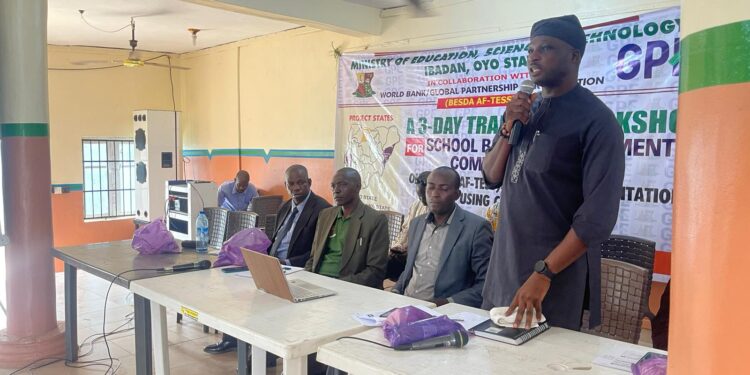 Hon, Tiamy leads Governor Seyi Makinde’s Delegations to Three-Day Workshop on School – Based Management Committee Training in Iseyin Local Government