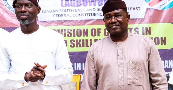 Oyo PDP Chieftain, Adeleke, Commends Agboworin Over Contribution To Debate On Insecurity, Says It’s Impressive