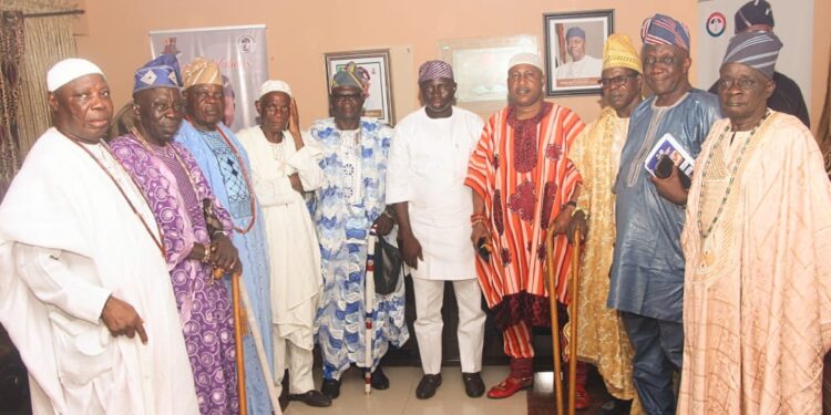 We will Be Right There with You Every Steps of the Way— Lagelu Traditional Rulers Pledges Support To Kamorudeen
