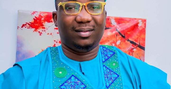 Birthday: Former House Leader, Mulikat Adeola, Wife , Amos Ado Others Fetes Honourable Micheal Adewale Samson (MAS) On His Birthday