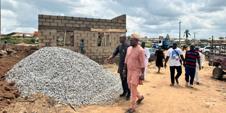 Adeojo Inspects Ongoing Construction of Omi Adio Ultra Modern Market