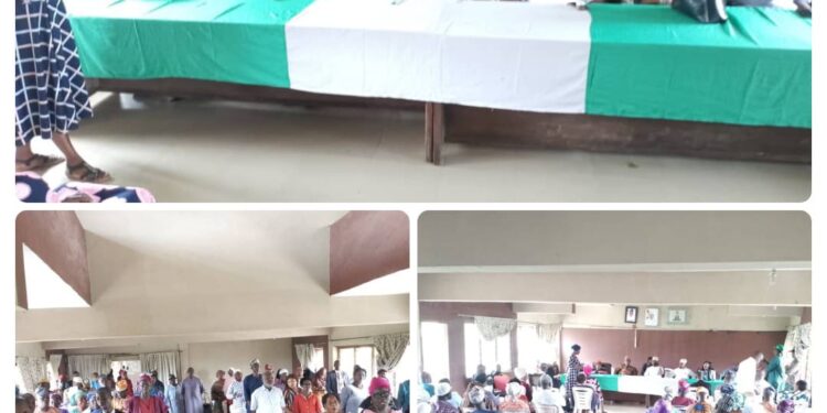 Cholera Outbreak: Olatunji Holds Crucial Meeting With Stakeholders In Oluyole