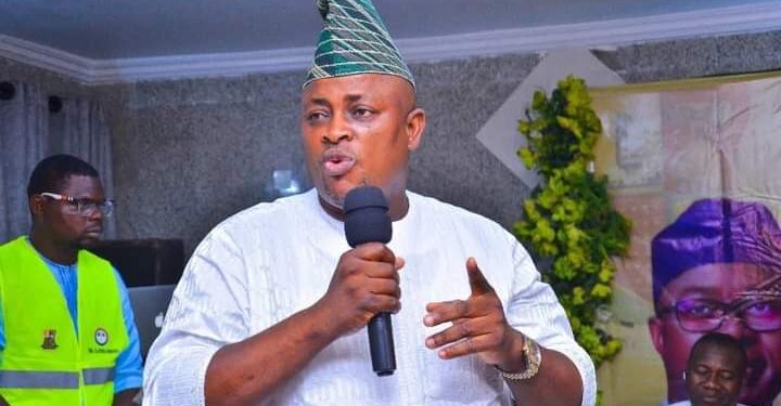 Oyo Lawmaker Omikunle Celebrates Nigeria On 25th Years Of Uninterrupted Democracy.