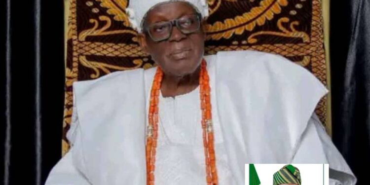 BIRTHDAY: Ona Ara LG Boss, Dr Temitope Glorious Felicitates with 43rd Olubadan, Oba Owolabi Olakulehin @89