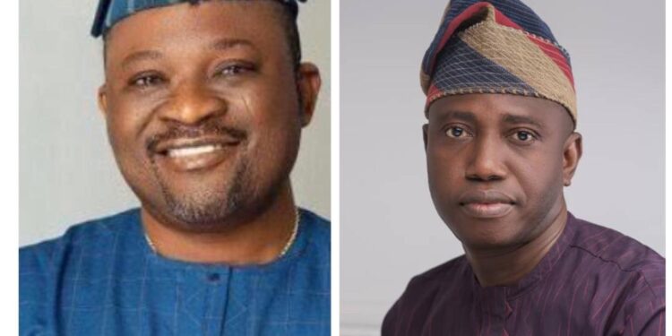 THE POLITICAL HEAD ADMINISTRATOR FOR IBADAN SOUTH LCDA CHAIRMAN COMMISERATES WITH CONSTITUENTS, OYO STATE OVER THE DEMISE OF HON. AKINREMI MUSILU JAGABAN