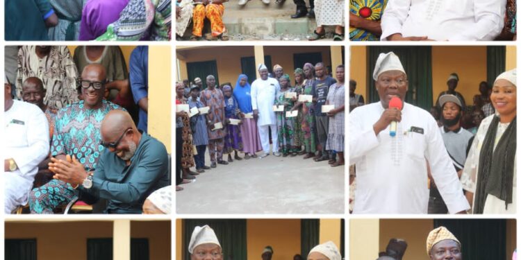 Oyo Lawmaker D-Al-Ameen empowers his constituents massively!