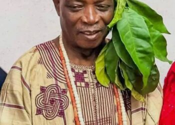 OLUBADAN: At Last Ladoja Receives Ceremonial Beaded Crown Today