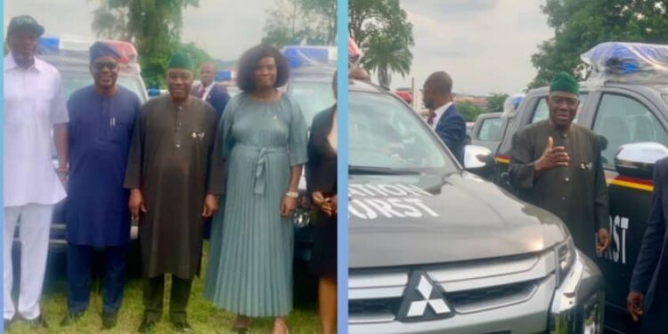 PHOTOS: Oyo Gov donates additional 50 operational vehicles to security agencies
