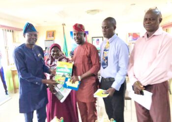Oluyole LG Chairman Hosts Oyo NYSC Coordinator, Seeks Collaboration On Grassroots Health Initiative