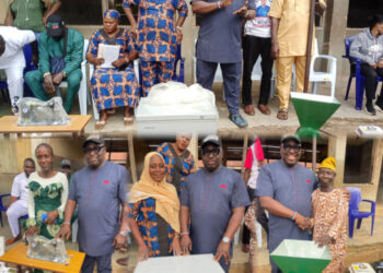 PHOTOS: OBF FOUNDER, AKIKA THRILLS AKINLEYE MEMBERS, MAKES EMPOWERMENTS*