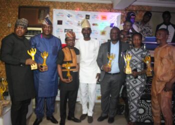 Happy People Magazine Award: Politicians, Captain Of Industries and Others Attend Happy People Magazine 10th Anniversary, Award Night