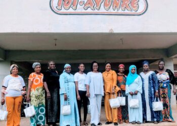 Wife of Oluyole LG Chairman, Mrs. Balkis Olatunji Hosts Councillors’ Wives, Harps on Unity of Purpose